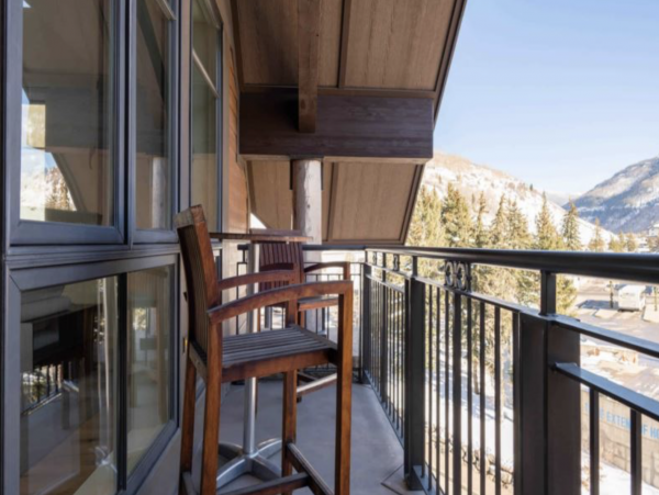 Lavish Penthouse Located in the Center of Vail village